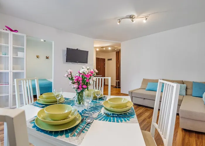 Latarnia, Sun & Snow